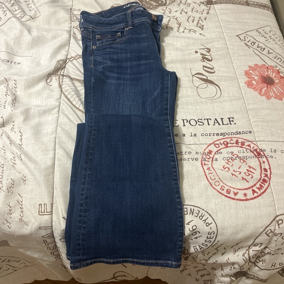 American Eagle Outfitters Dark Blue Straight Leg Jeans - Picture 2 of 3
